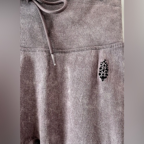 NWOT FP Movement by Free People Go To Leggings - Washed Driftwood - Picture 6 of 9